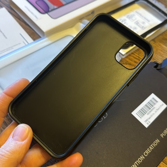 YFWOOD IPhone 11 case wooden lotus flower inlay & HD new eye screen protector - Picture 5 of 9